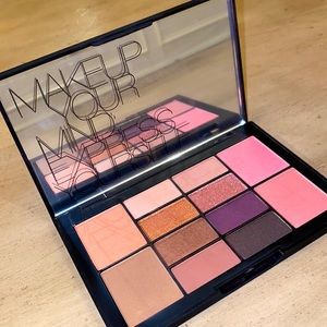 **SOLD** NARS Makeup Your Mind Eye Cheek Palette